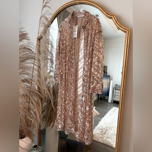 BNWT: Zara trench coat [semi sheer] sequin coat!
